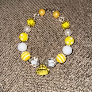 Chunky Bubblegum Necklace Yellow and White